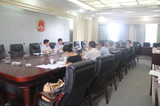 政府領(lǐng)導(dǎo)、企業(yè)代表參加了崇禮新城投資合作協(xié)議討論會